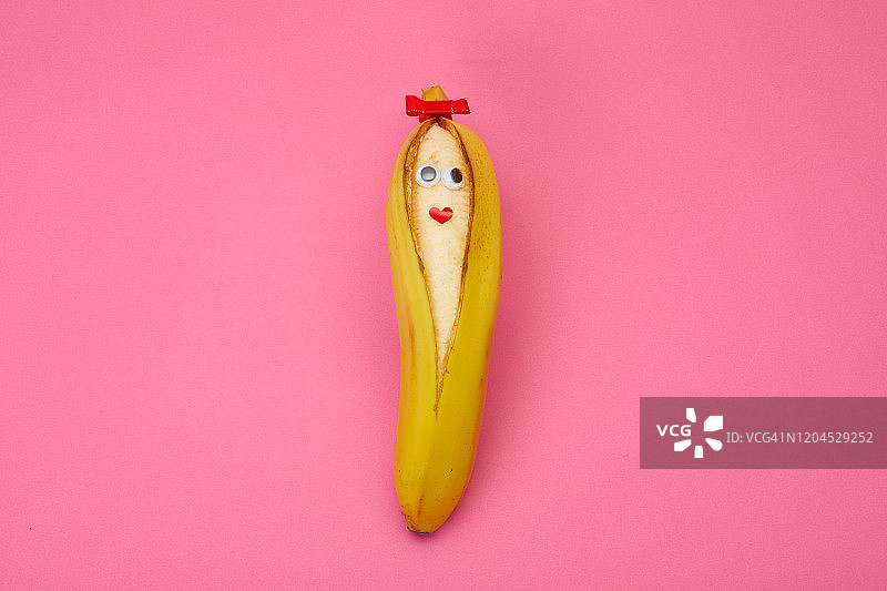 香蕉创作的带有滑稽面孔的异想天开的食物图像图片素材