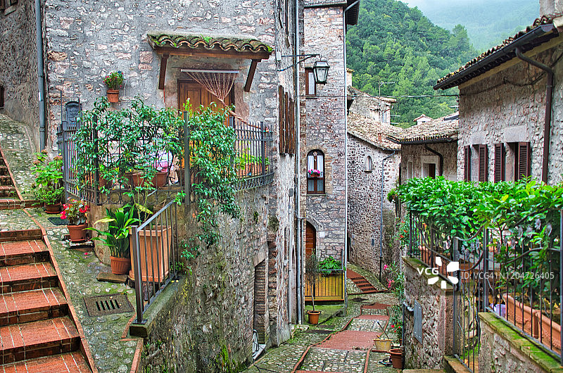 意大利中世纪乡村的楼梯图片素材
