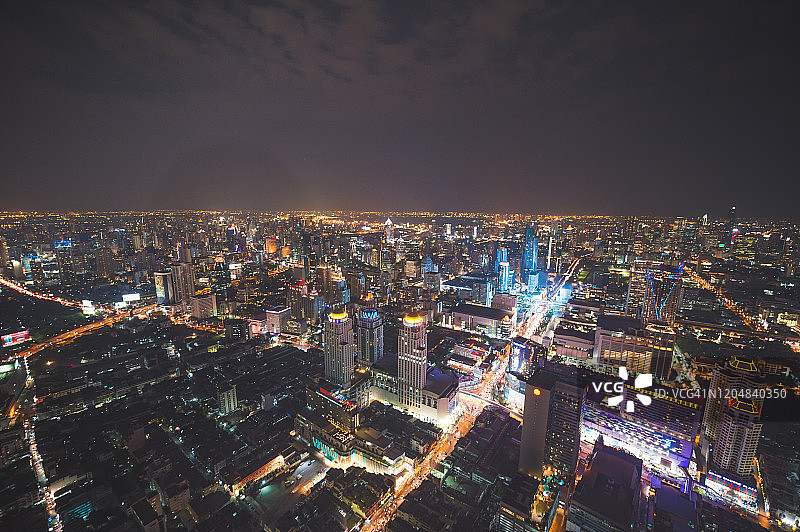 曼谷暹罗中心商业区黄昏全景图片素材