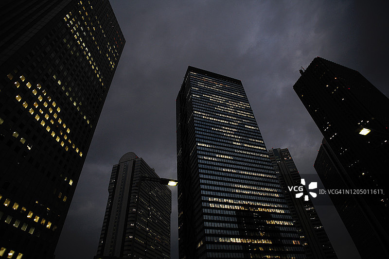 夜景摩天大楼图片素材