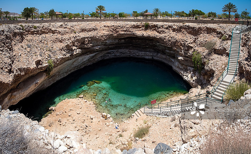 比马赫陷坑图片素材