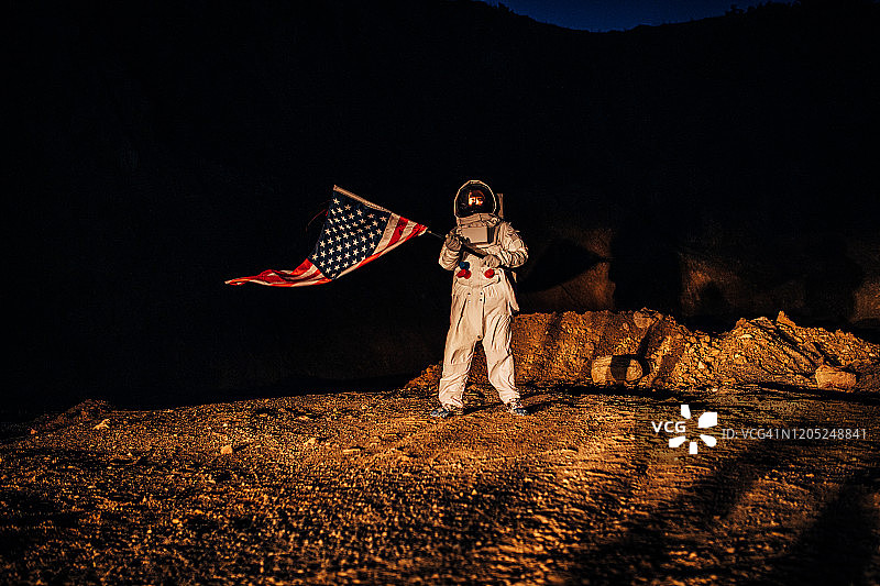 美国宇航员征服火星图片素材