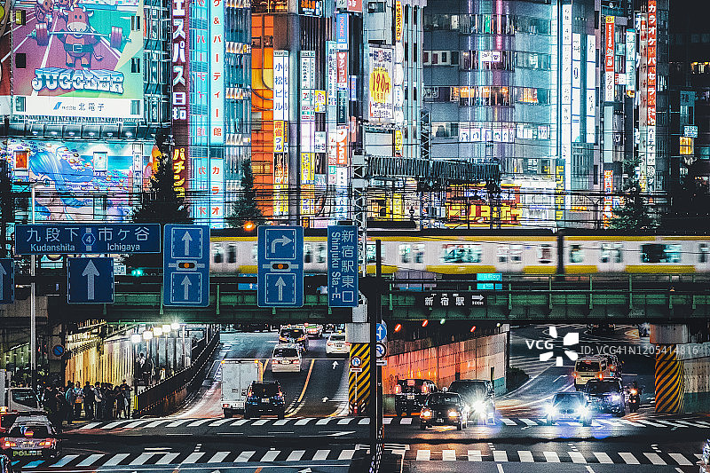 新宿站交通高峰期图片素材