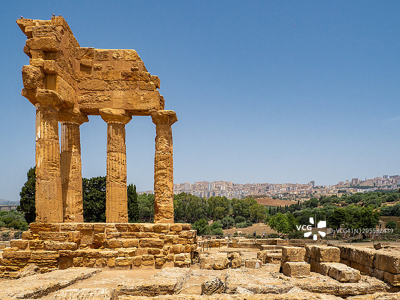 卡斯托雷和波吕克斯神庙图片素材