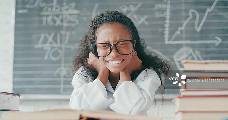 数学真让人头大！图片素材