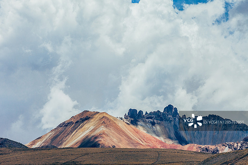 图努帕火山，乌尤尼，玻利维亚图片素材
