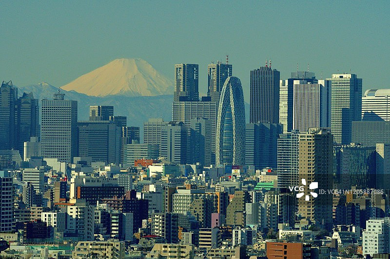 富士山与东京天际线：日夜景色图片素材