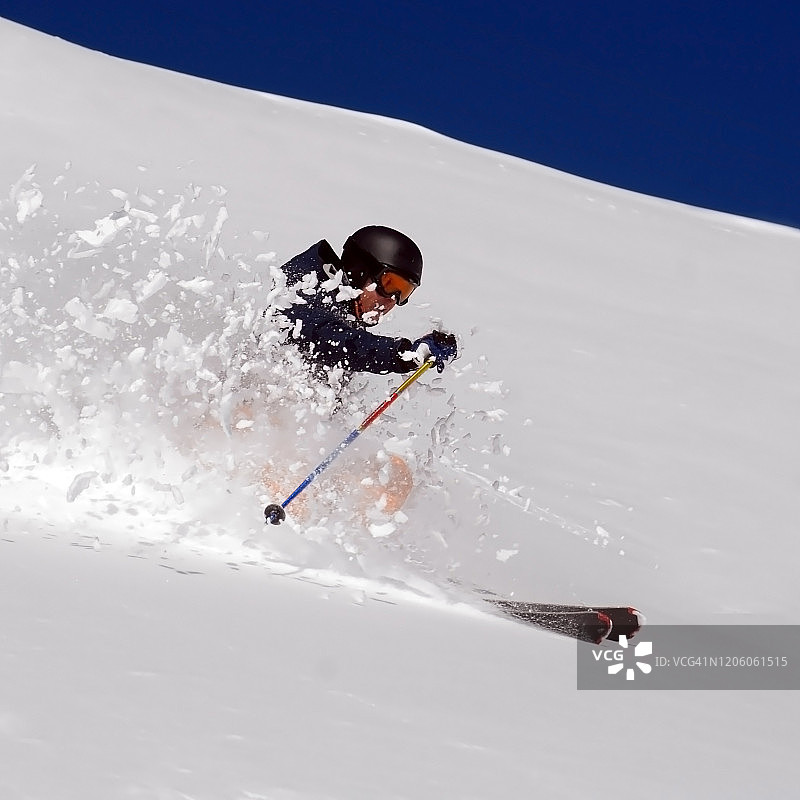 奥地利圣安东极速滑雪图片素材