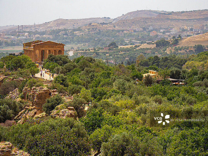 意大利西西里岛阿格里真托神庙谷的和谐神庙图片素材