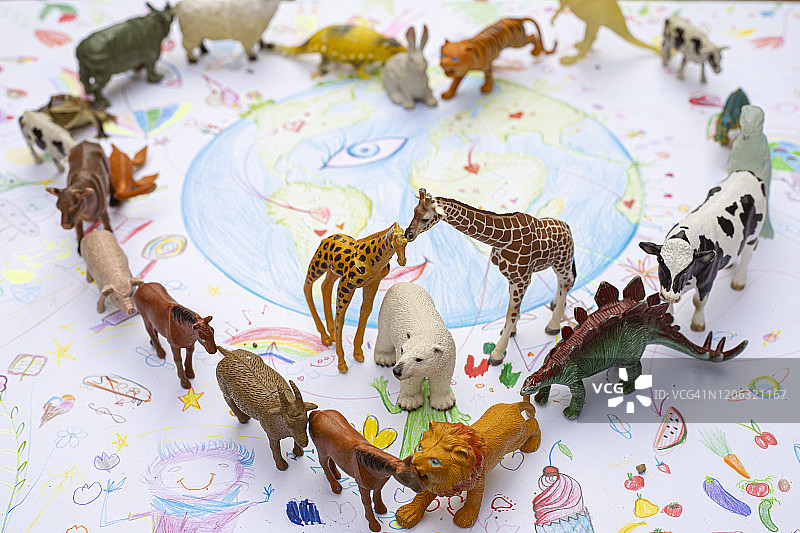 象征着对地球和平与爱的玩具动物图片素材