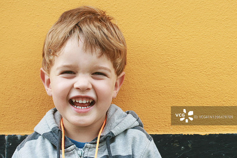 快乐的孩子图片素材