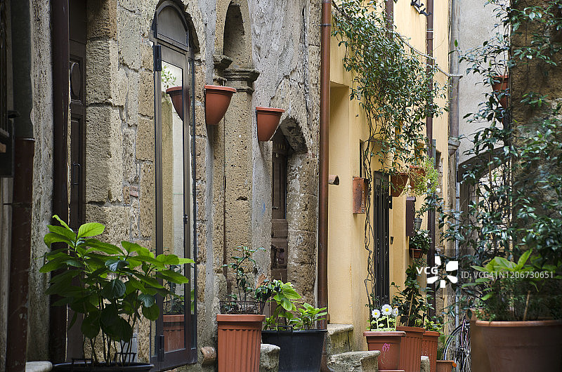 中世纪皮蒂利亚诺的乡村建筑图片素材