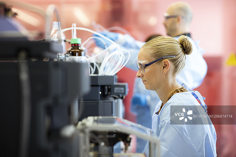 致力于寻找医疗方法图片素材