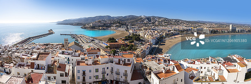 佩尼斯科拉灯塔海滩和村庄全景，卡斯特利翁图片素材