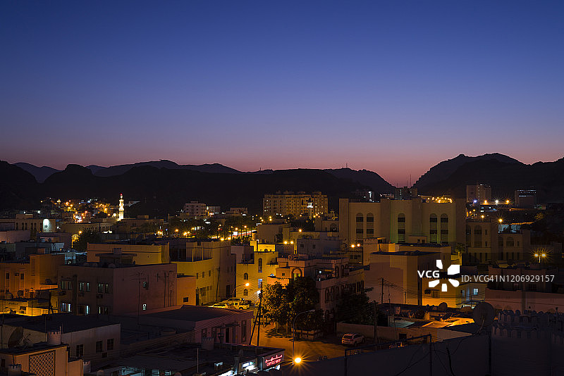 阿曼首都马斯喀特穆特拉山景图片素材