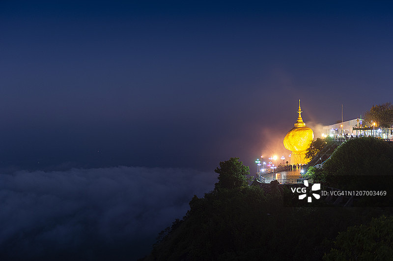 缅甸孟邦吉谛瑜佛塔或金岩佛教圣地图片素材