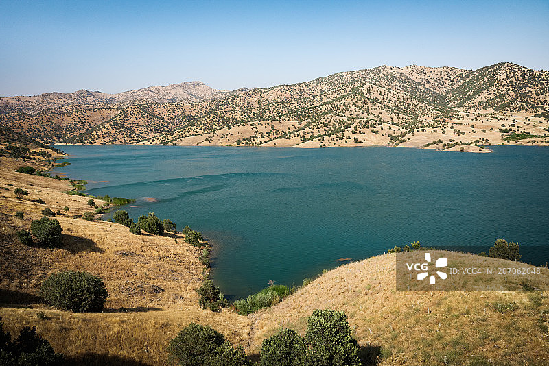 伊朗西部库尔德斯坦省的夏季景观图片素材