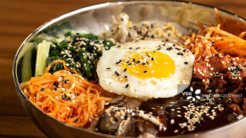 韩式石锅拌饭图片素材