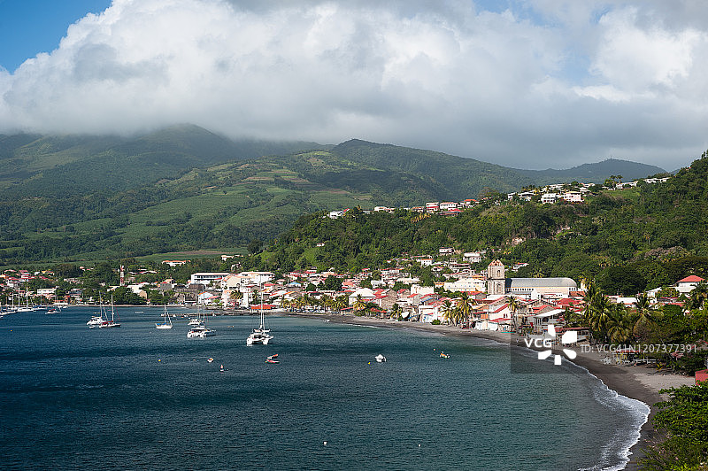 马提尼克岛旧都圣皮埃尔海滨城镇图片素材
