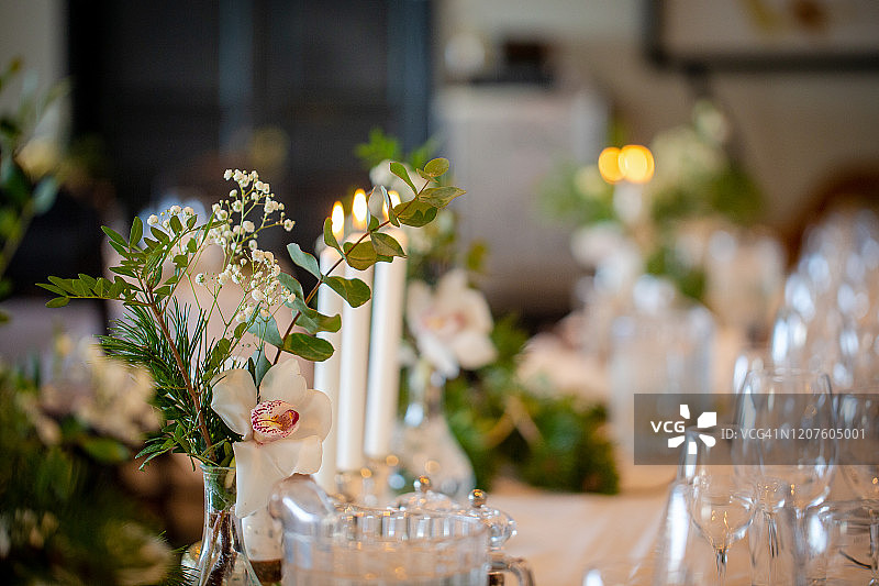 挪威Krokkleiva可爱的餐桌装饰图片素材