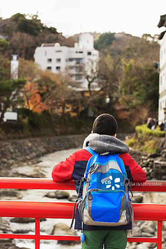 千禧一代和孩子在修善寺温泉旅行图片素材