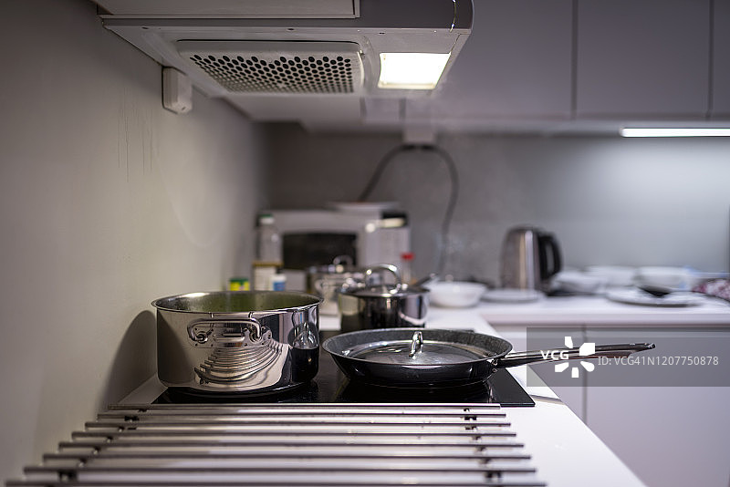 厨房中的烹饪用具图片素材