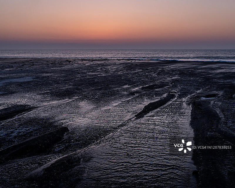 拂晓海滩图片素材