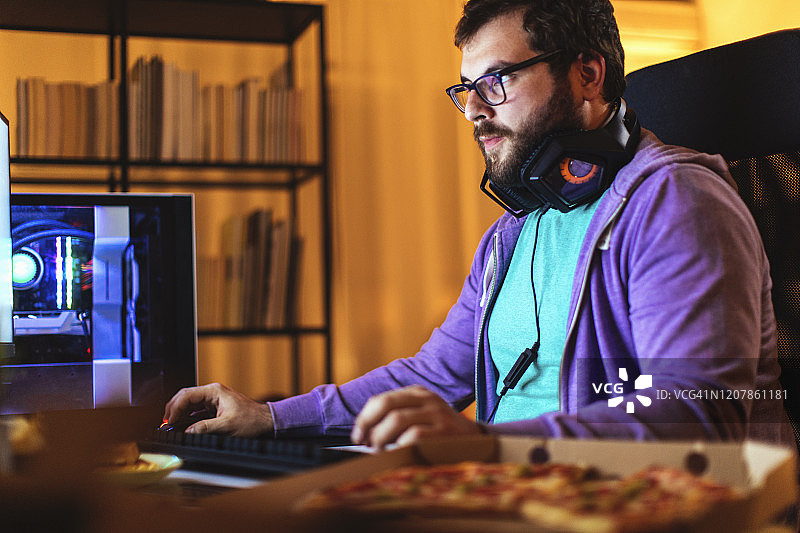 工作即将完成图片素材