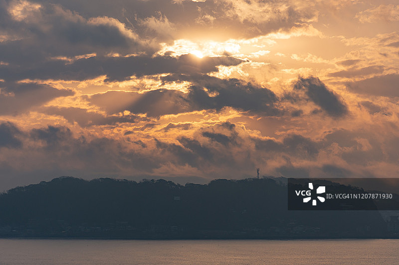 日本神奈川县清晨的海滩图片素材