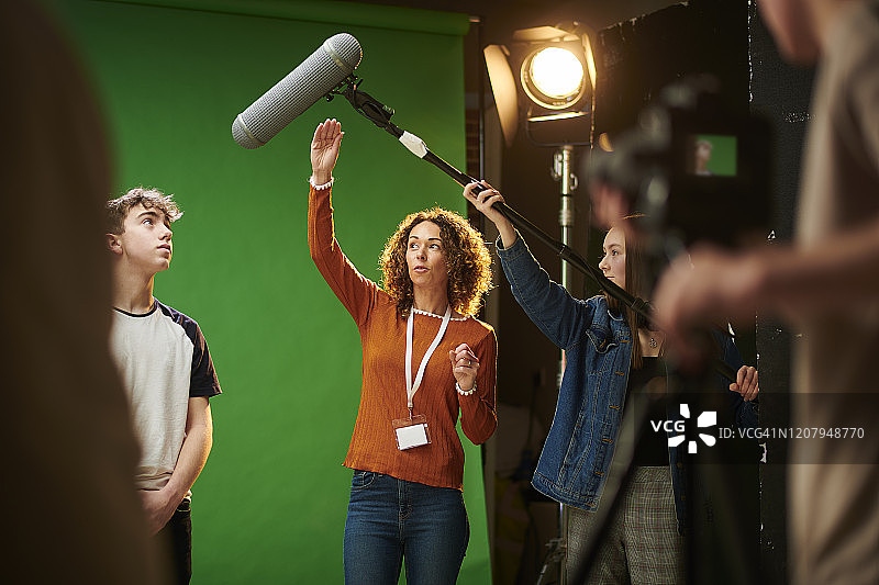 电视媒体课程图片素材