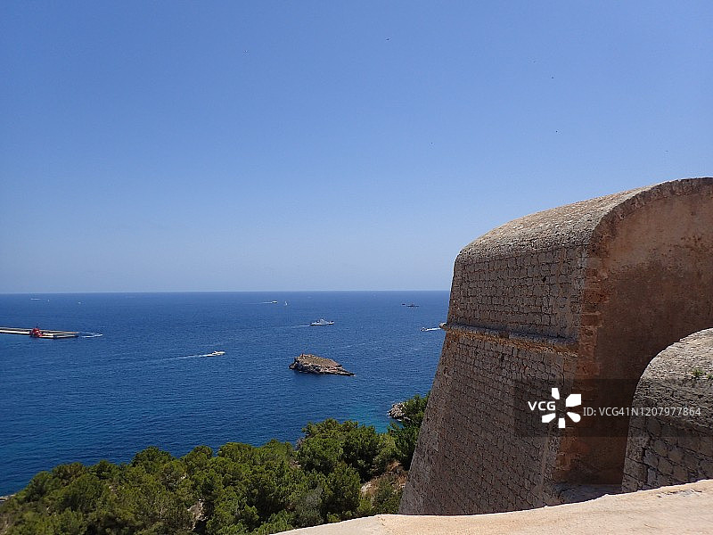 伊维萨岛达特维拉的防御古镇图片素材