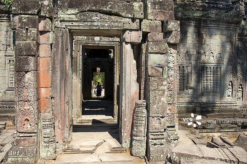 柬埔寨暹粒吴哥考古公园圣剑寺内部图片素材