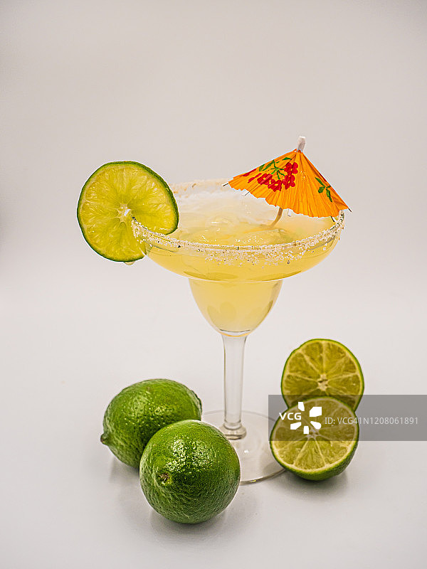 青柠纸伞玛格丽特图片素材