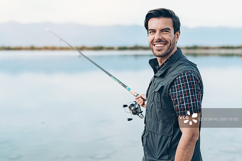 淡水捕鱼季图片素材