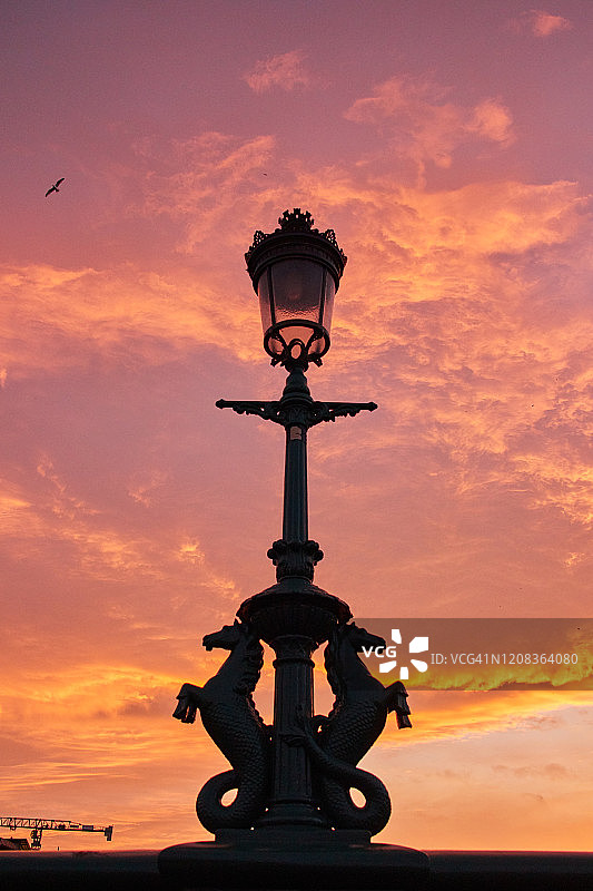 爱尔兰都柏林市的格拉attan桥图片素材