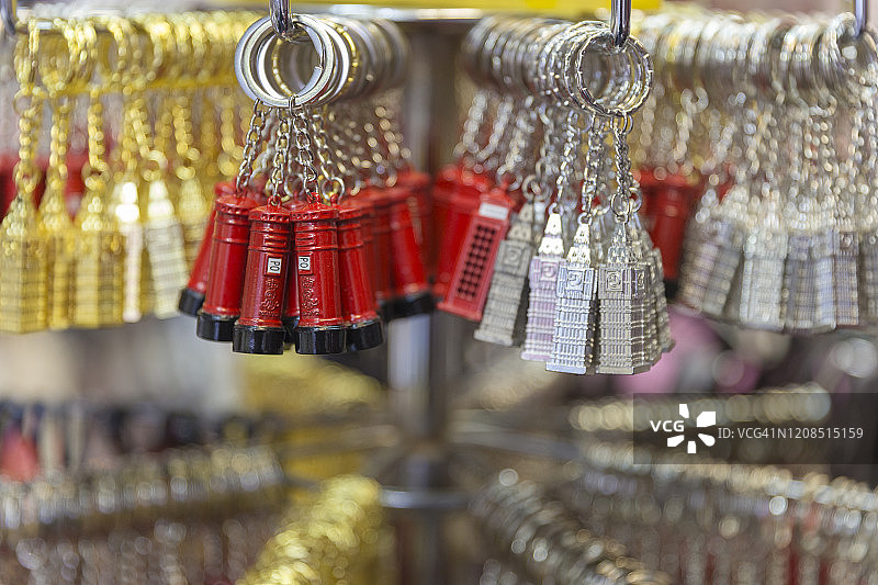 在伦敦市场出售的钥匙圈图片素材