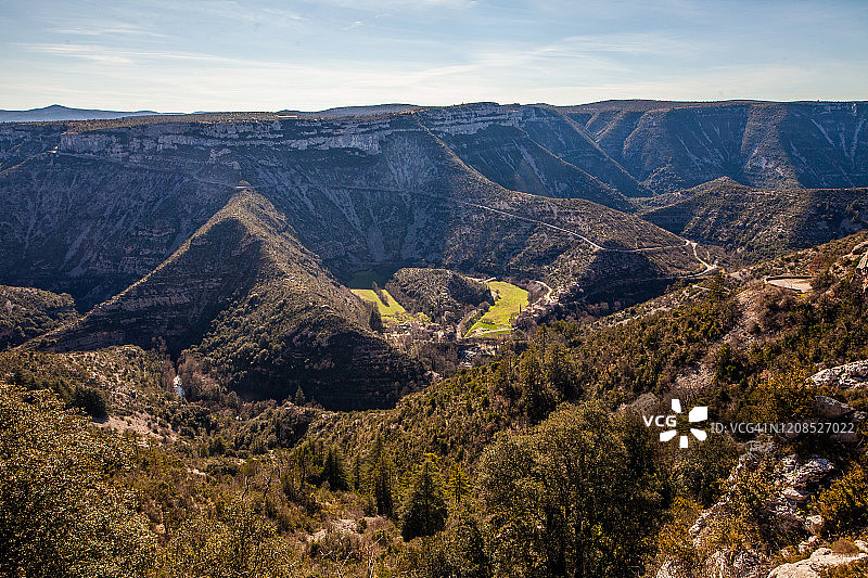 朗格多克-鲁西永地区纳瓦塞勒斯环形冰斗图片素材