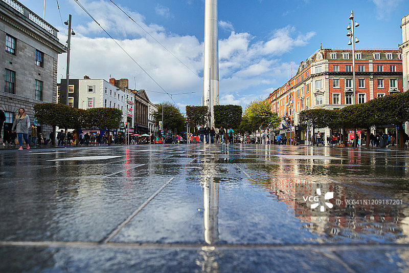 爱尔兰都柏林奥康nel大街上的尖塔图片素材