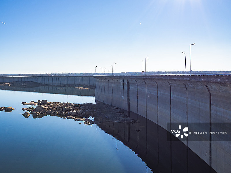 阿尔门德拉水坝全景图片素材