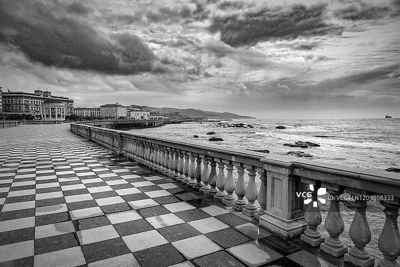 里窝那的马斯卡尼露台海岸图片素材