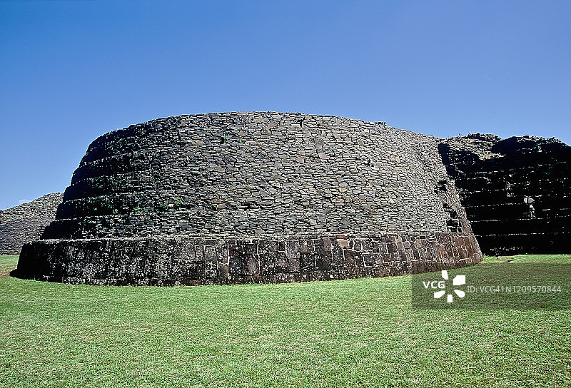 墨西哥钦聪灿的拉斯亚卡塔斯金字塔图片素材