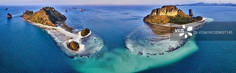 泰国攀牙湾的波达岛图片素材