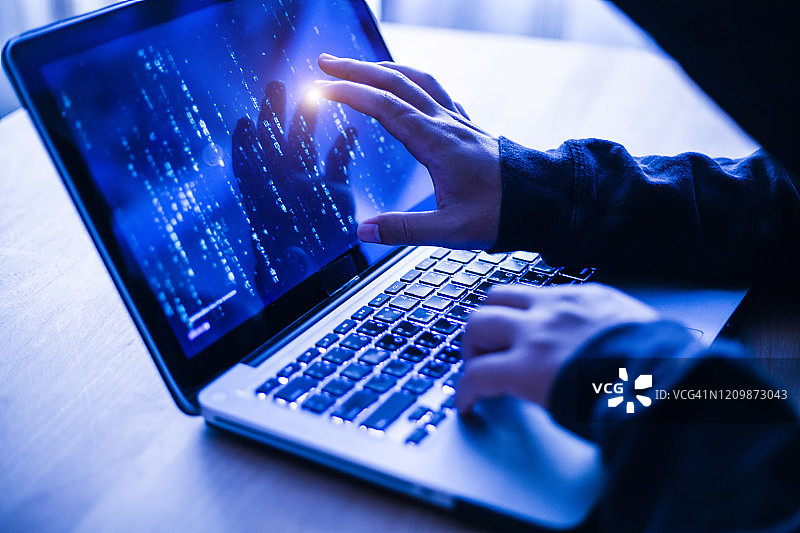 黑客概念，黑客攻击互联网图片素材