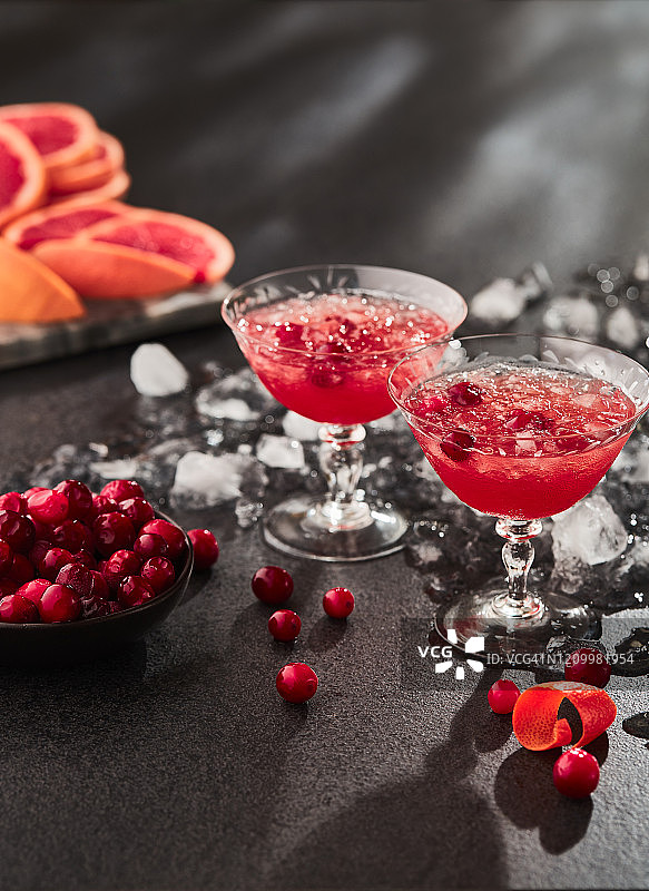 蔓越莓西柚马提尼图片素材
