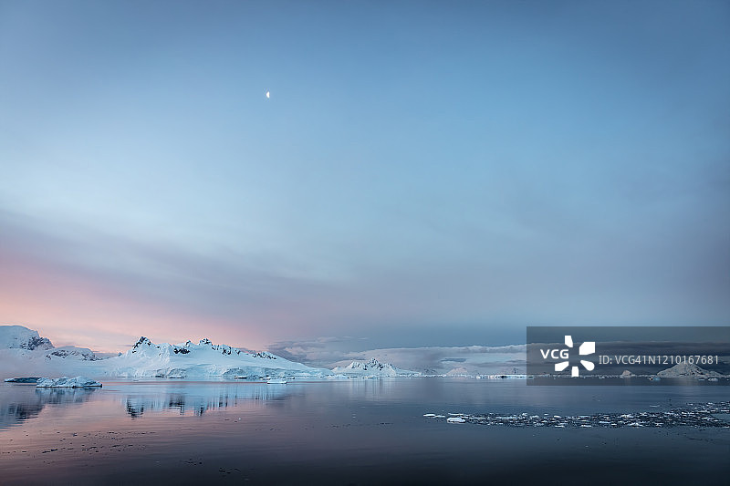 南极日落图片素材