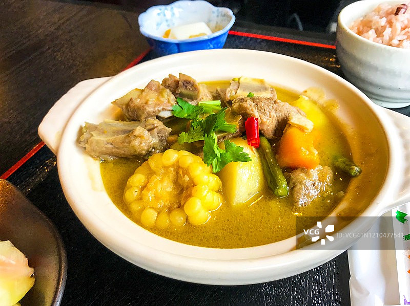 横滨午餐：中国东北乱炖火锅图片素材