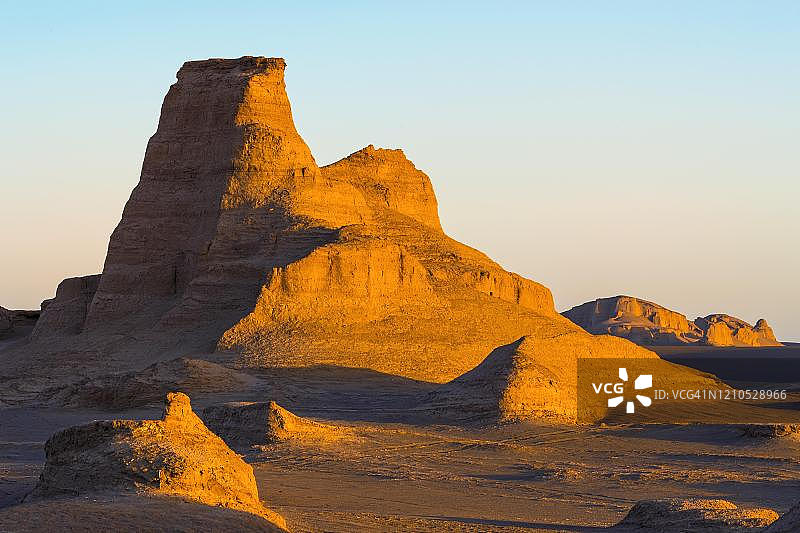 伊朗克尔曼省卢特沙漠卡卢特岩层，世界最热的地方图片素材