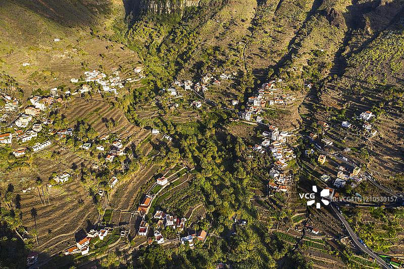 巴罗山脊和比斯开纳山，大雷伊谷，鸟瞰，戈梅拉岛，加那利群岛，西班牙图片素材