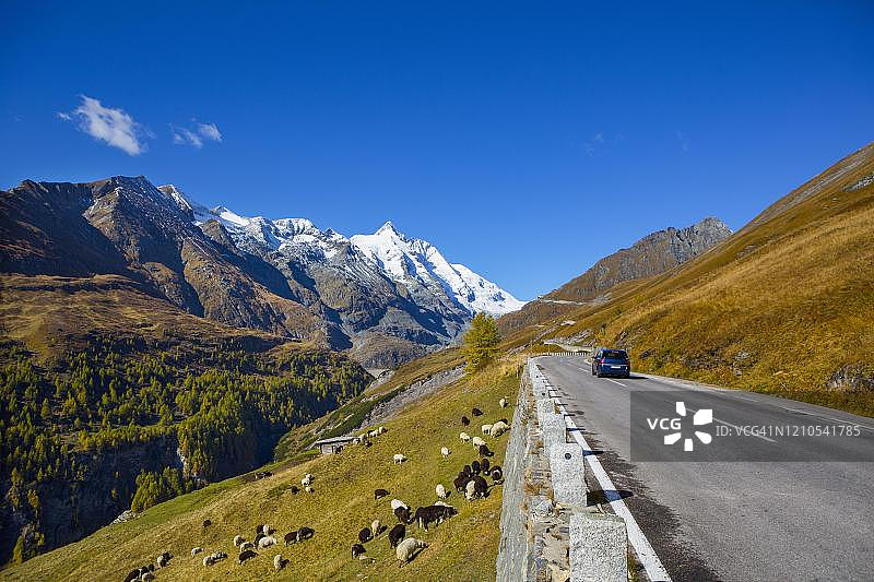 格罗斯格洛克纳高山公路,格罗斯格洛克纳山的雪景,位于奥地利克恩顿州霍厄陶恩国家公园图片素材