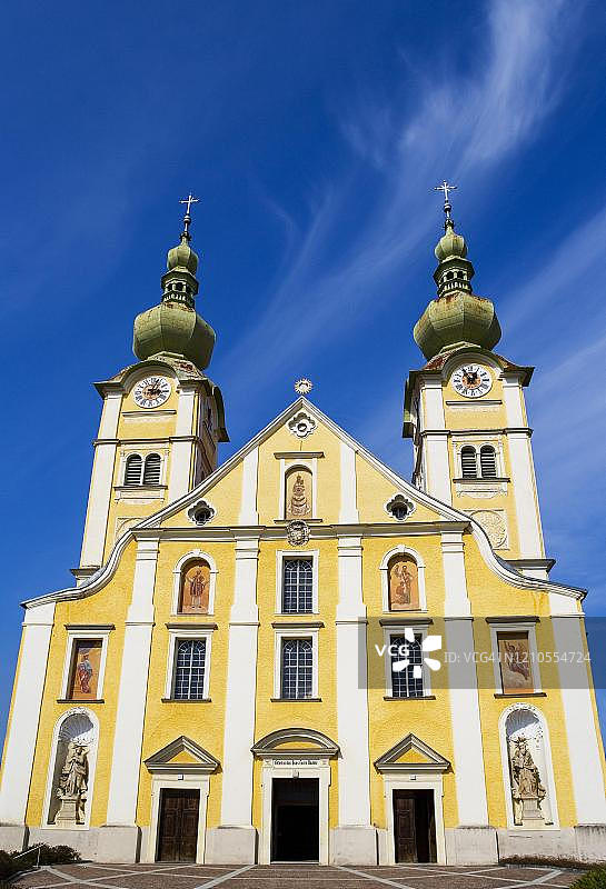 奥地利卡林西亚州朝圣教堂图片素材